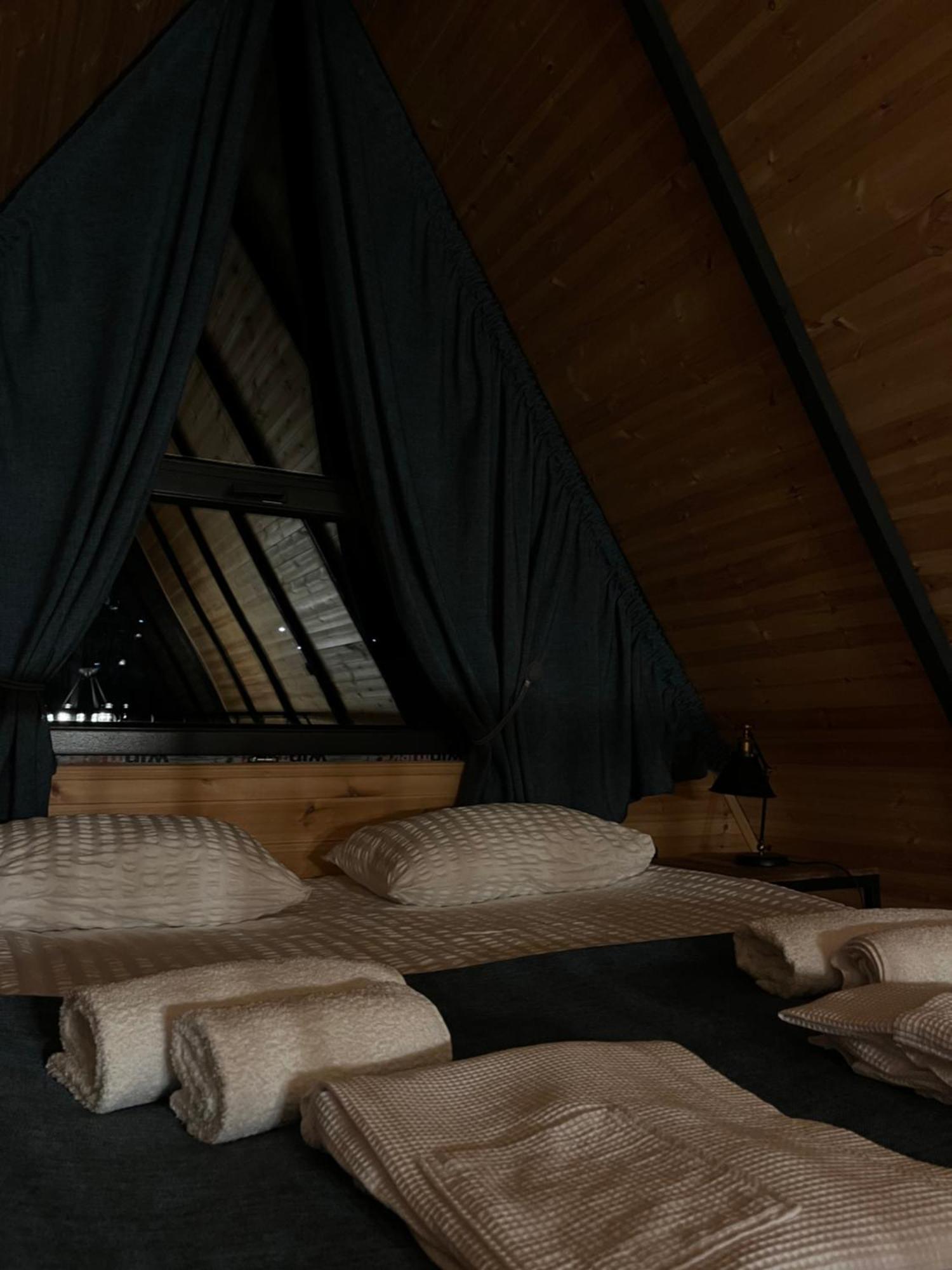Edelweiss Cottage Kazbegi Eksteriør billede